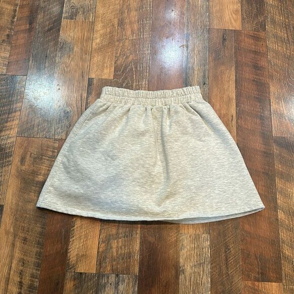 Lilly Pulitzer skirt 12 (3950) - Picture 3 of 5